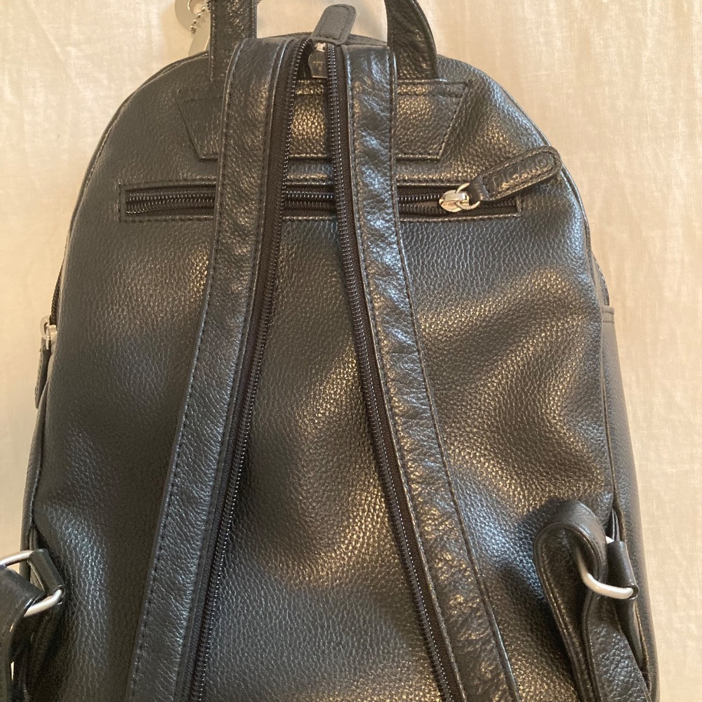 Picard black leather backpack purse - Picture 5 of 9